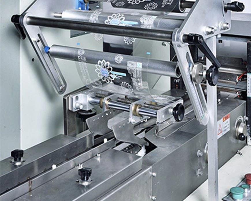 pillow type soap packing machines automatic flow wrapper.jpg