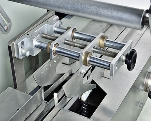 pillow type soap packaging machine automatic packing machinery.jpg