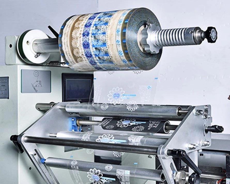 pillow type soap packaging machine daily necessaries packaging machine automatically.jpg
